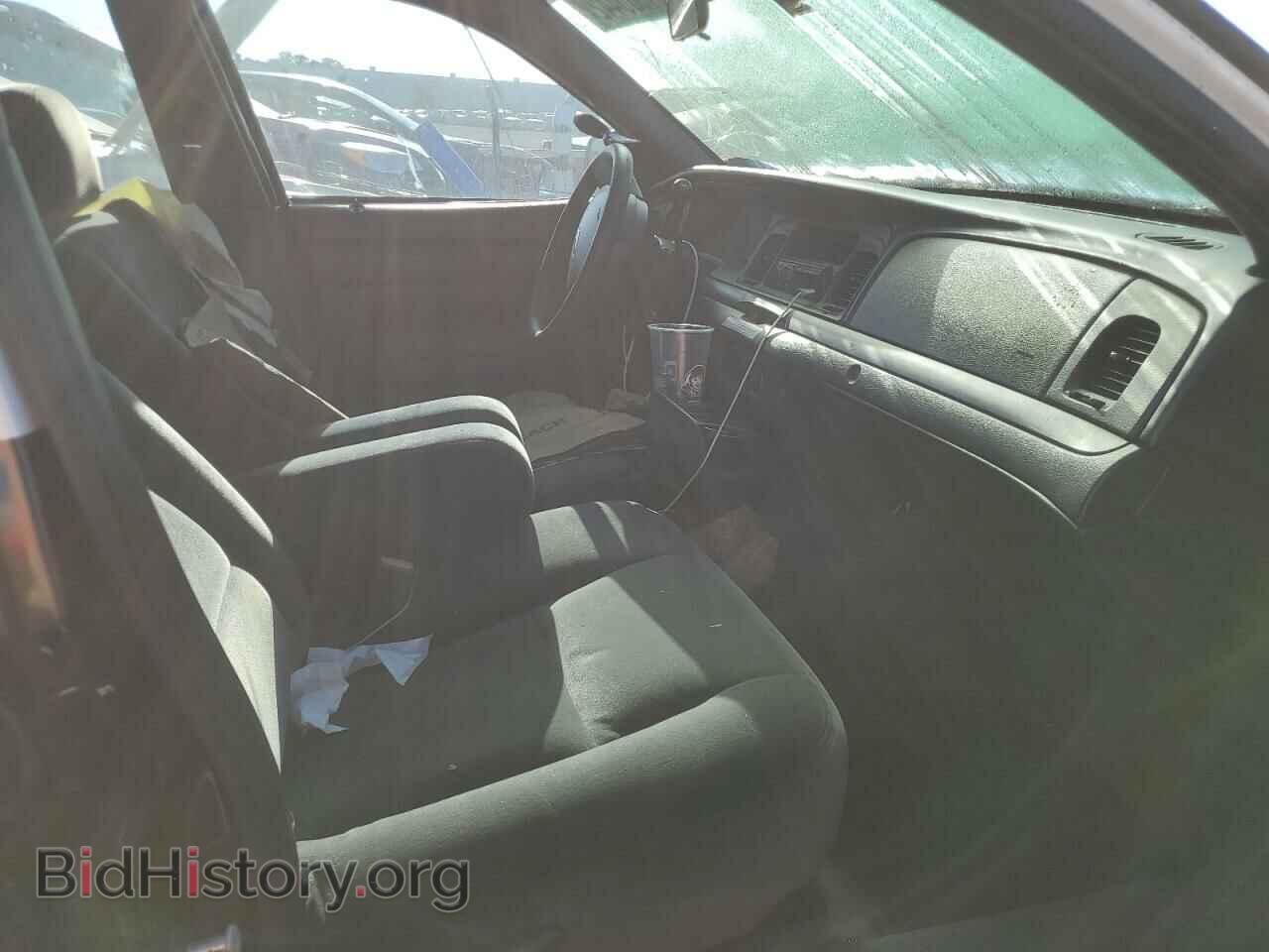 2009 FORD CROWN VIC - VIN: 2FAHP71V09X104140 - Фото 5
