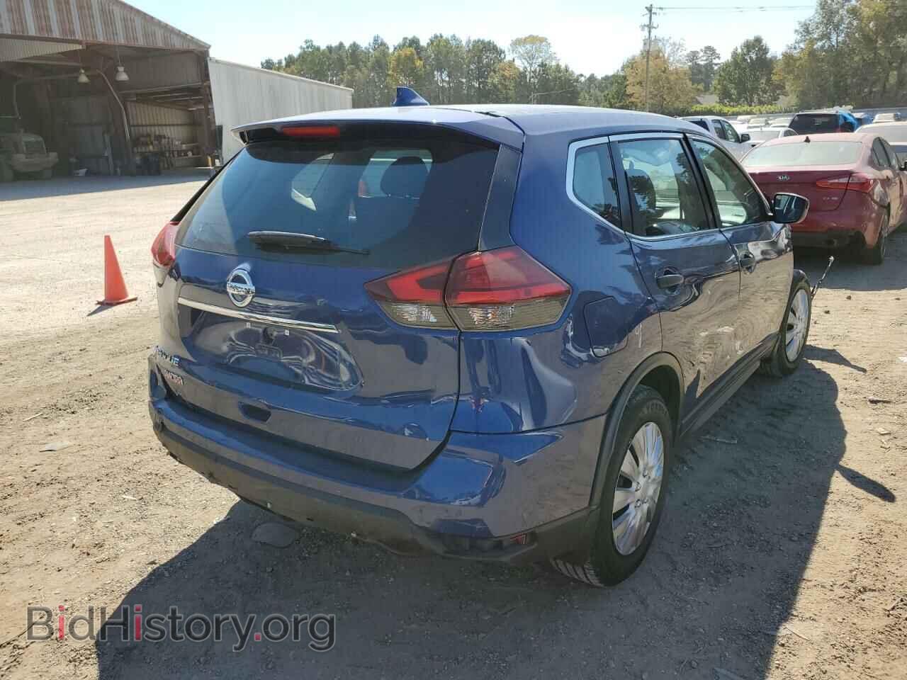 2017 NISSAN ROGUE - VIN: 5N1AT2MTXHC868542 - Фото 4