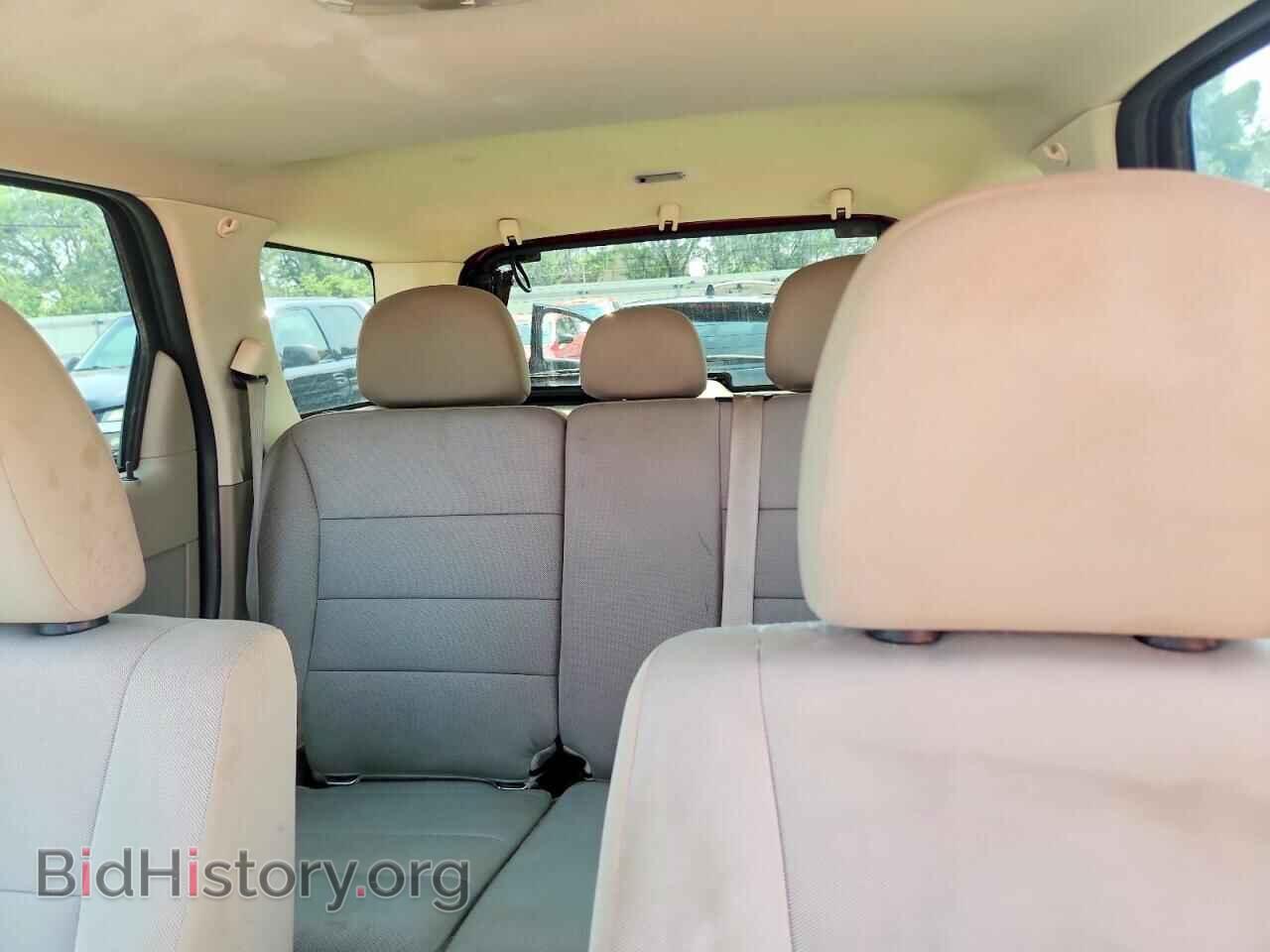 2011 FORD ESCAPE - VIN: 1FMCU0D77BKB22088 - Фото 10