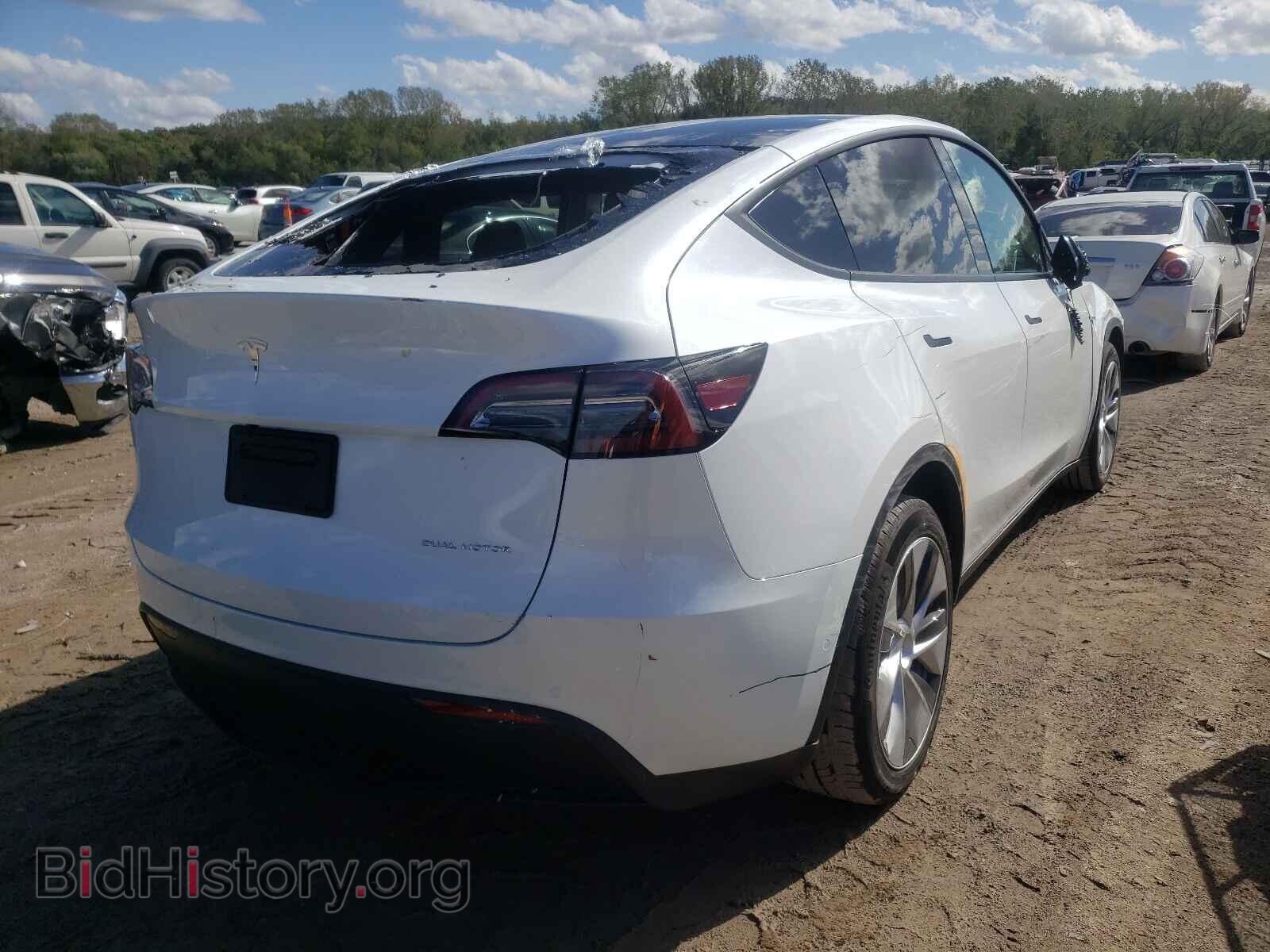 2021 TESLA MODEL Y - VIN: 5YJYGDEE8MF193712 - Фото 4