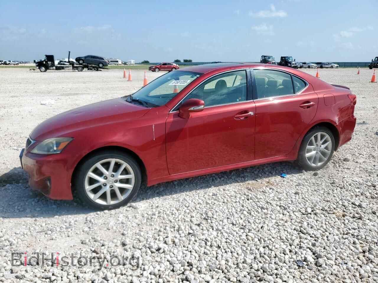 Photo JTHCF5C24B5047235 - LEXUS IS 2011