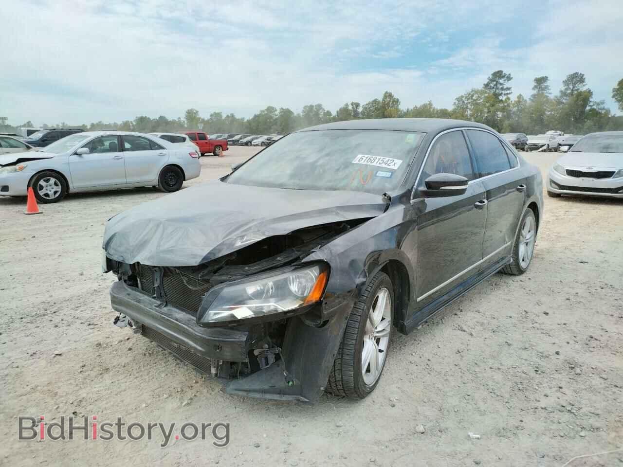 2015 VOLKSWAGEN PASSAT - VIN: 1VWCM7A36FC005596 - Фото 2