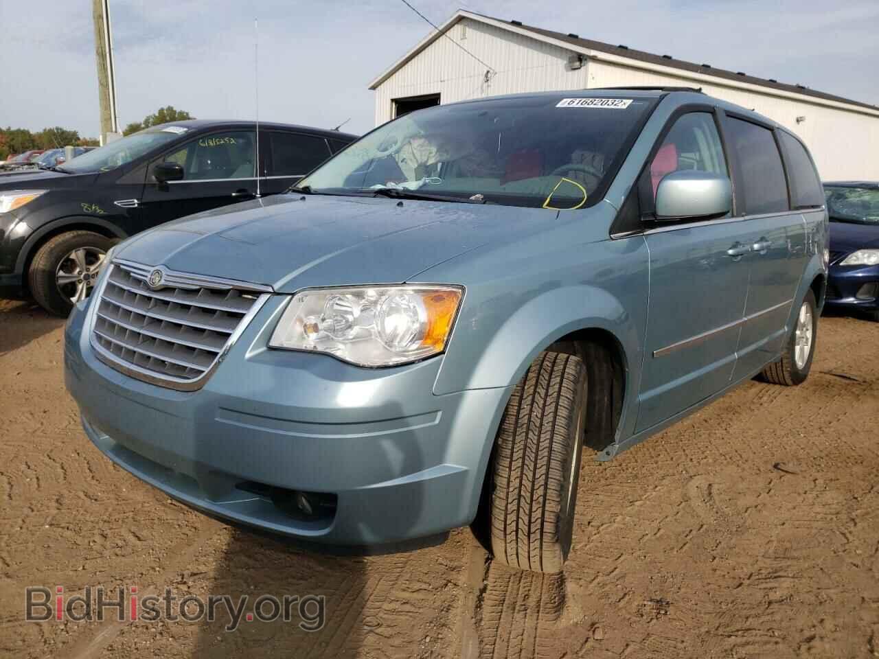 2010 CHRYSLER MINIVAN - VIN: 2A4RR5D19AR358082 - Фото 2