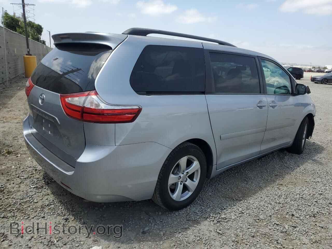 2017 TOYOTA All Models - VIN: 5TDKZ3DC4HS773261 - Фото 3