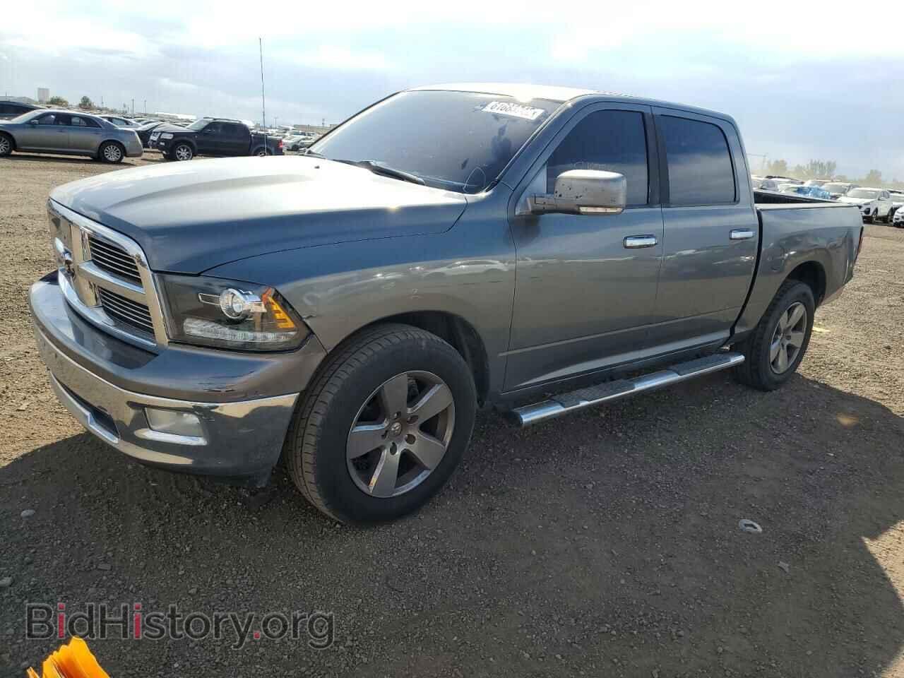 2010 DODGE RAM 1500 - VIN: 1D7RV1CT2AS103307 - Фото 2