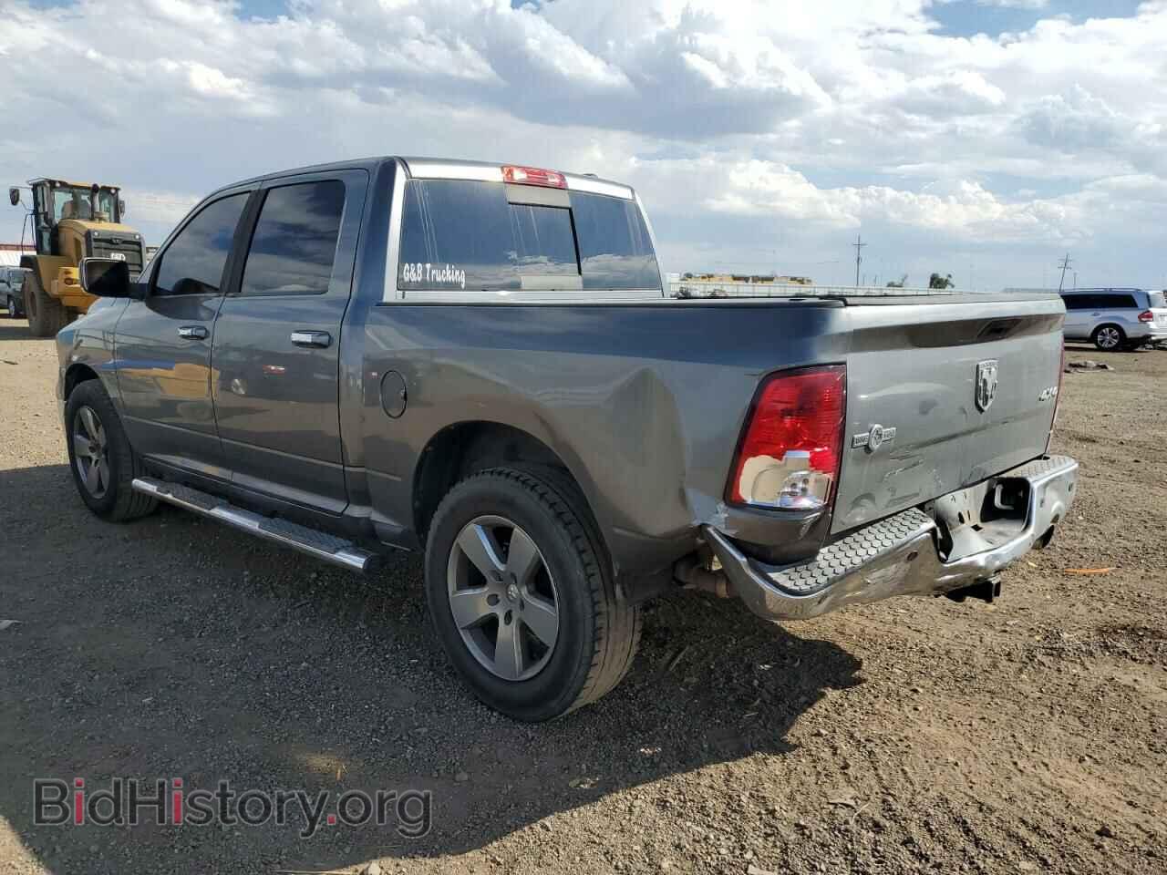 2010 DODGE RAM 1500 - VIN: 1D7RV1CT2AS103307 - Фото 3