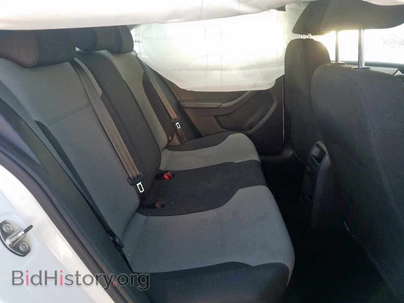 2017 VOLKSWAGEN JETTA - VIN: 3VW2B7AJ3HM368472 - Фото 6