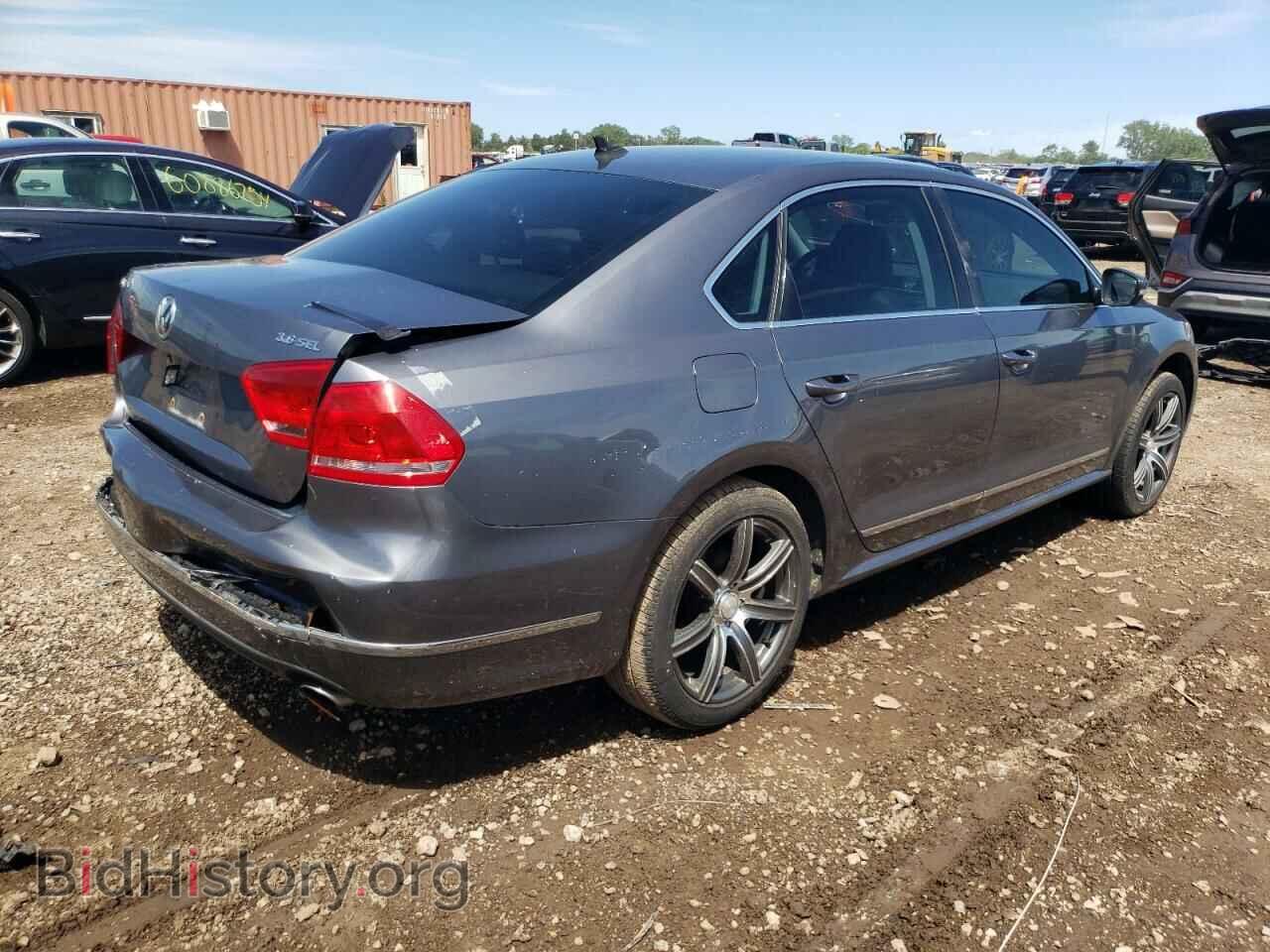 2012 VOLKSWAGEN PASSAT - VIN: 1VWCM7A30CC105334 - Фото 3