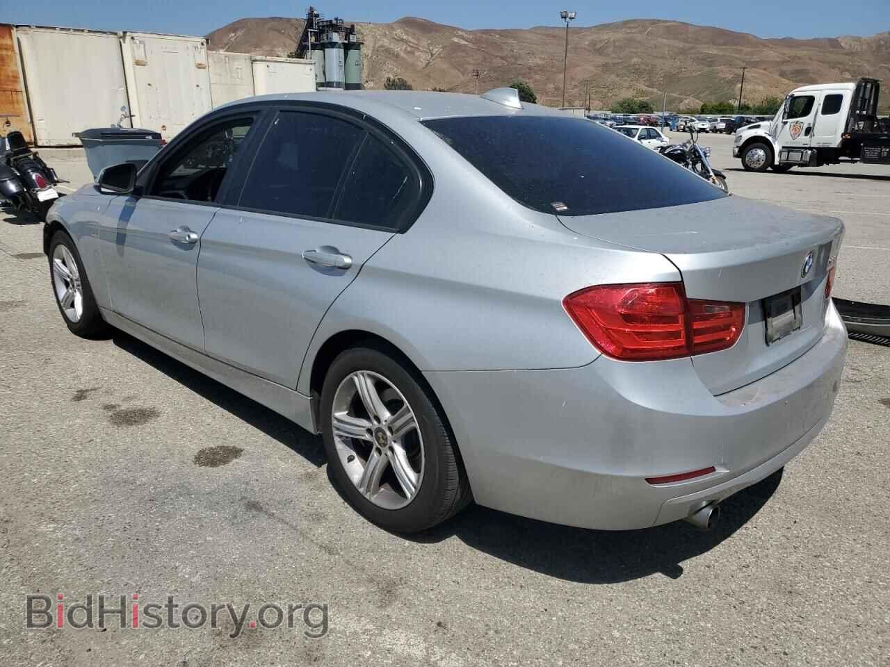 2013 BMW 3 SERIES - VIN: WBA3B1C56DF462115 - Фото 2