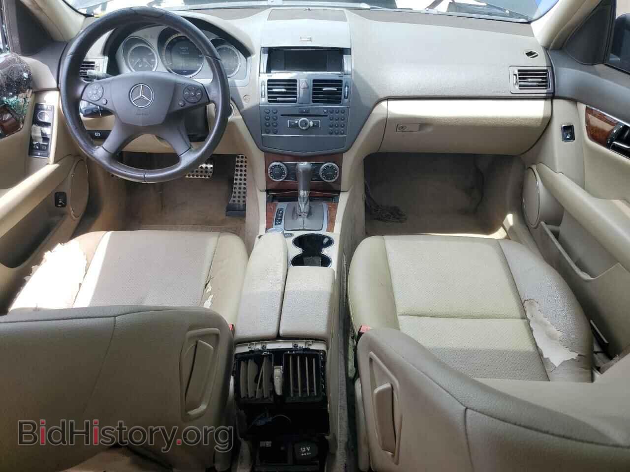 2011 MERCEDES-BENZ C-CLASS - VIN: WDDGF5EB2BR154332 - Фото 8