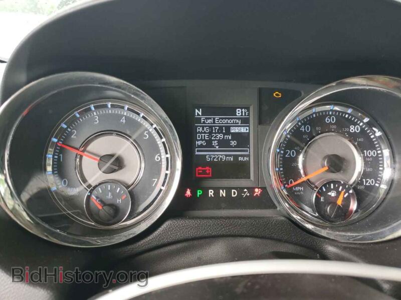 2011 Chrysler MINIVAN (VIN 2A4RR5DG6BR702067) — photo 9 of 13