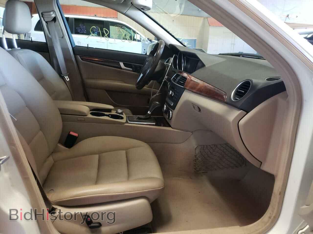 2012 MERCEDES-BENZ C-CLASS - VIN: WDDGF8BBXCR194732 - Фото 5