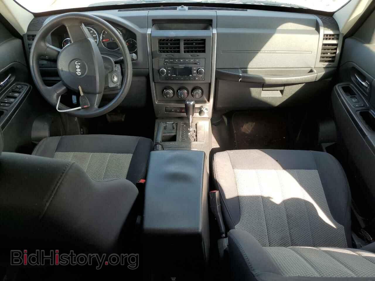 2009 JEEP LIBERTY - VIN: 1J8GN28K59W537953 - Фото 8