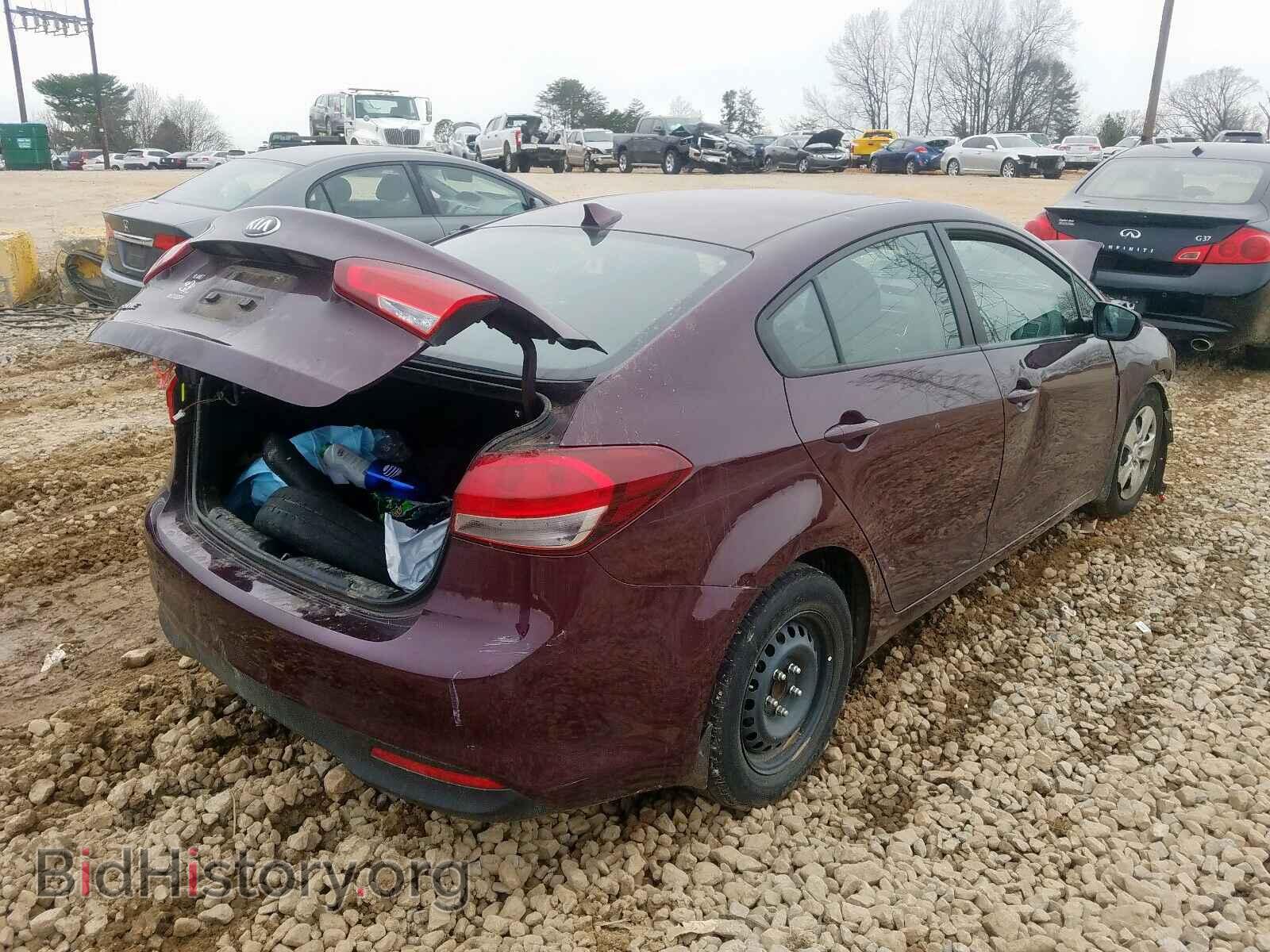 2017 KIA FORTE - VIN: 3KPFK4A76HE086182 - Фото 4