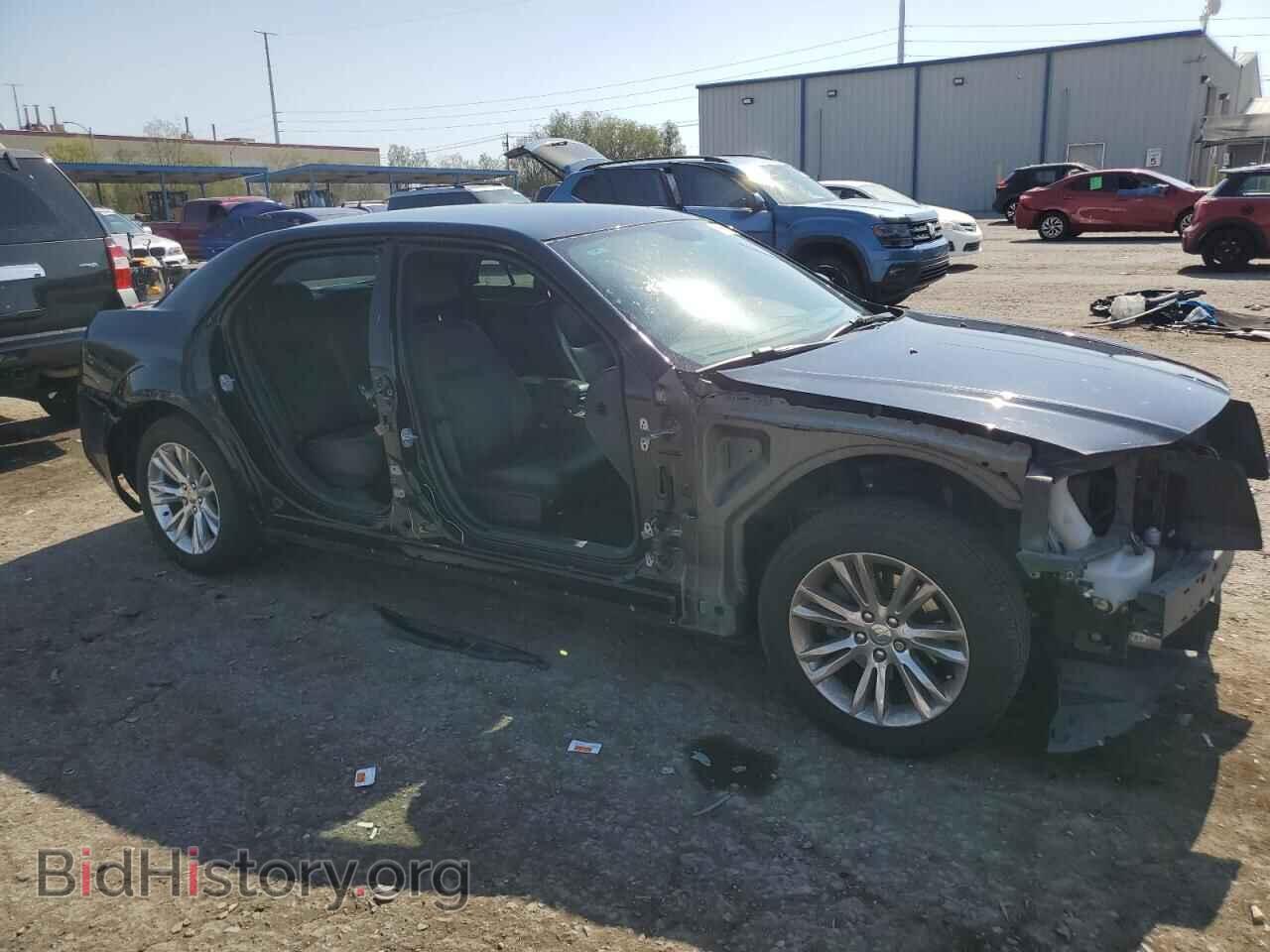 2014 CHRYSLER 300 - VIN: 2C3CCAAG2EH376731 - Фото 4