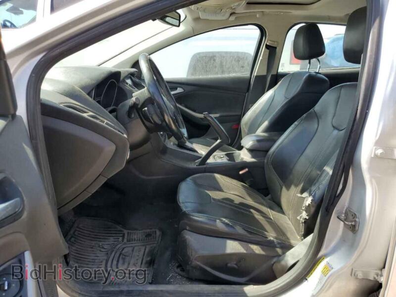 2012 Ford FOCUS (VIN 1FAHP3H24CL273456) — фото 7 из 12