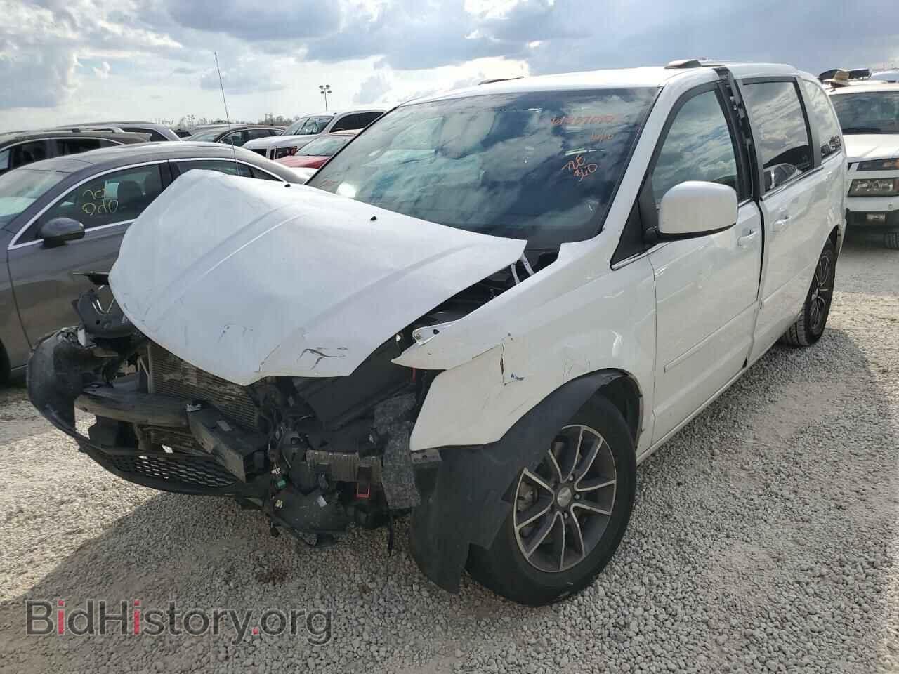 2017 DODGE CARAVAN - VIN: 2C4RDGCG4HR791745 - Фото 2
