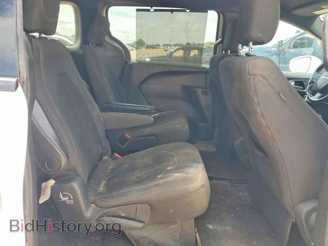 2019 CHRYSLER PACIFICA - VIN: 2C4RC1FGXKR702733 - Photo 11
