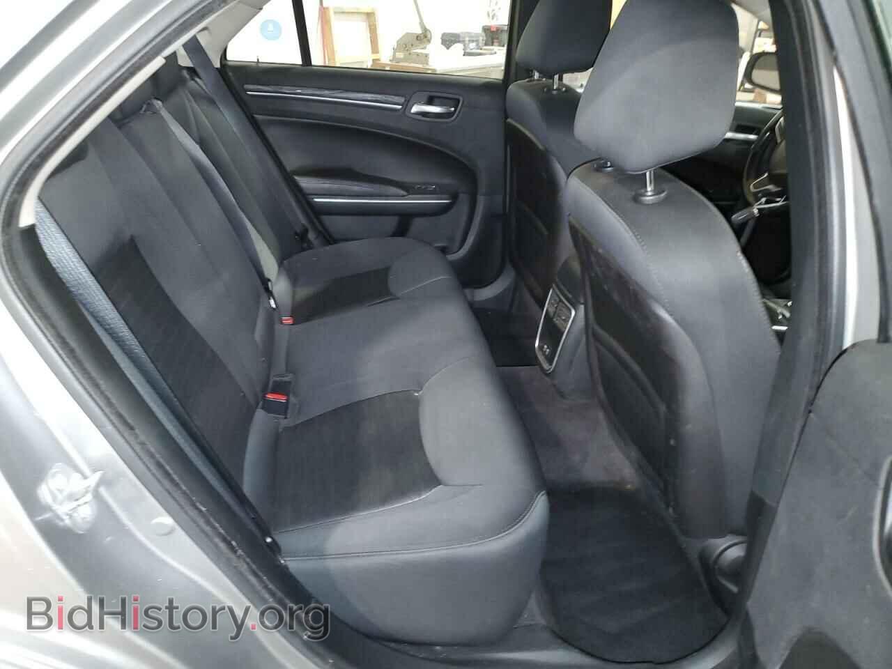 2018 CHRYSLER 300 - VIN: 2C3CCAAG9JH190887 - Фото 6