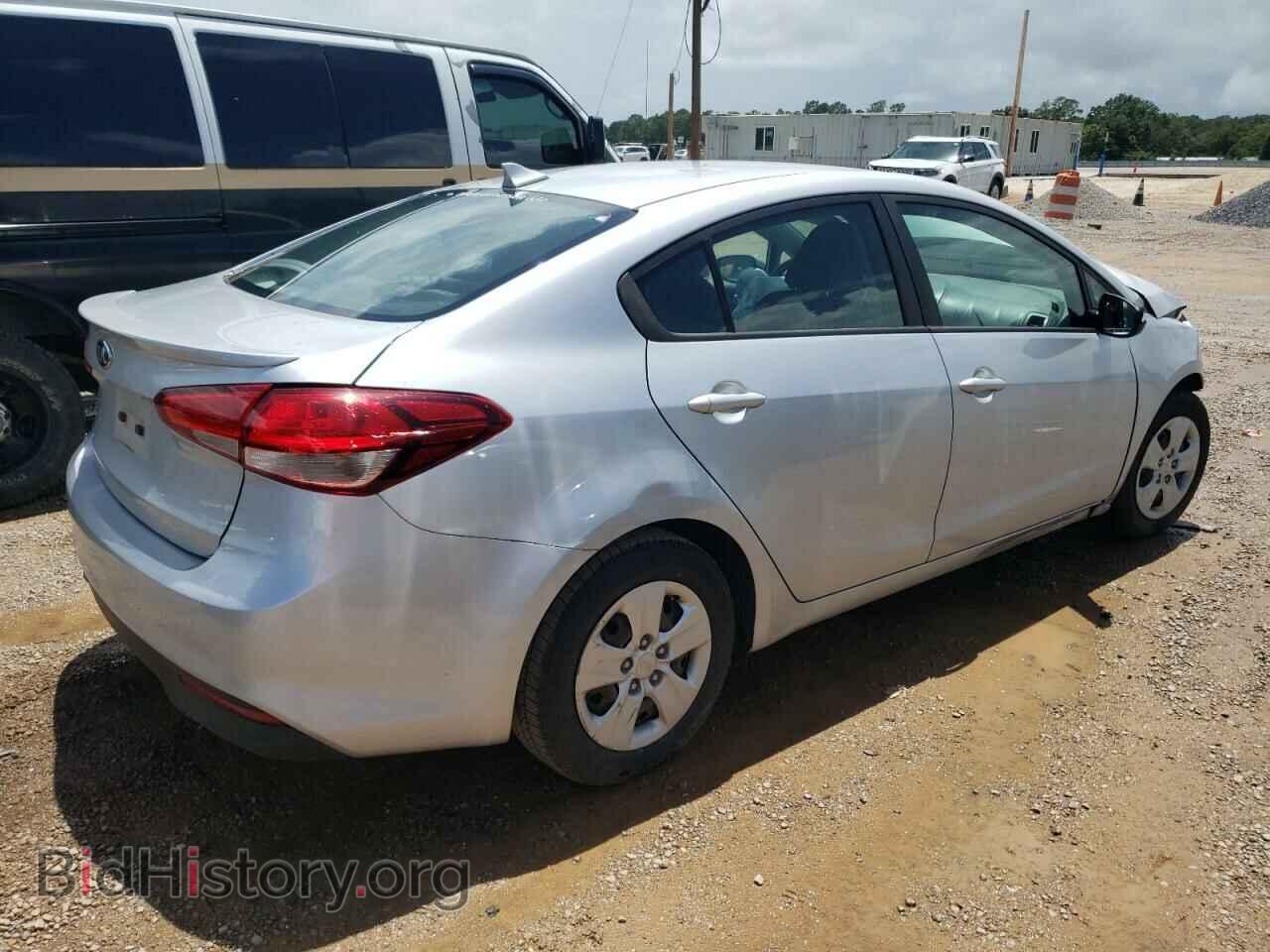 2017 KIA FORTE - VIN: 3KPFL4A76HE116424 - Фото 3
