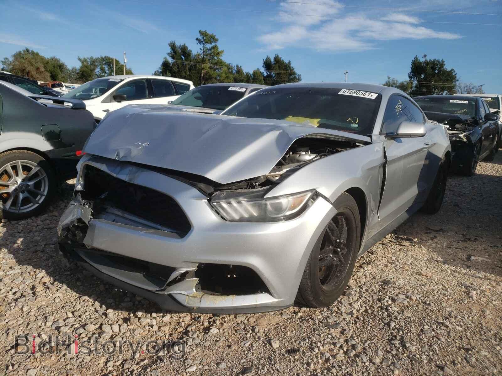 2015 FORD MUSTANG - VIN: 1FA6P8AM4F5338217 - Фото 2