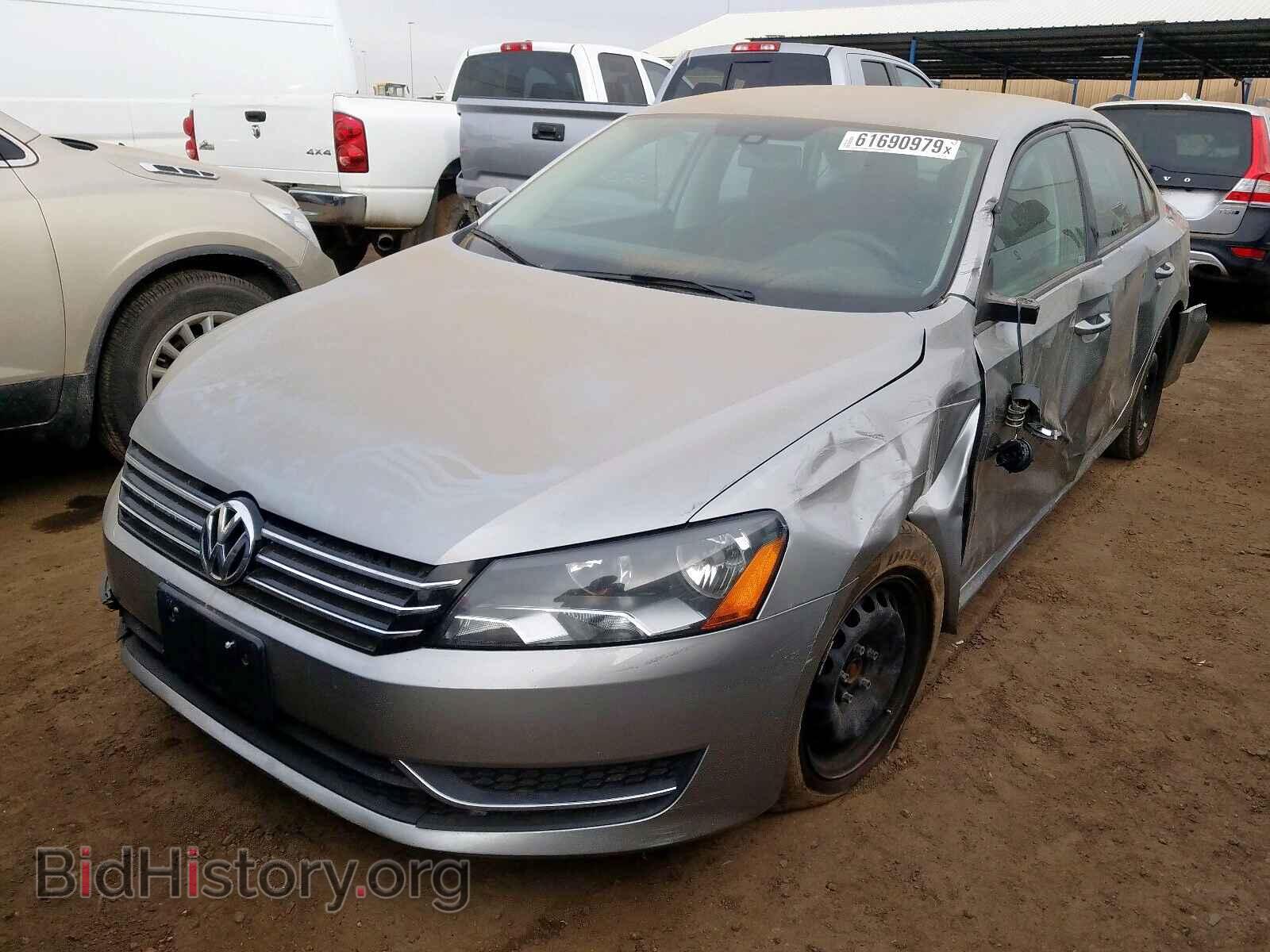 2013 VOLKSWAGEN PASSAT - VIN: 1VWAP7A36DC081704 - Фото 2