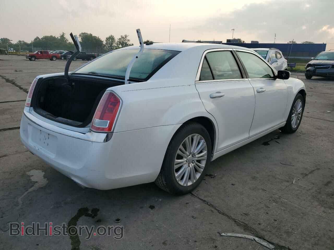 2013 CHRYSLER 300 - VIN: 2C3CCARG9DH551785 - Фото 3
