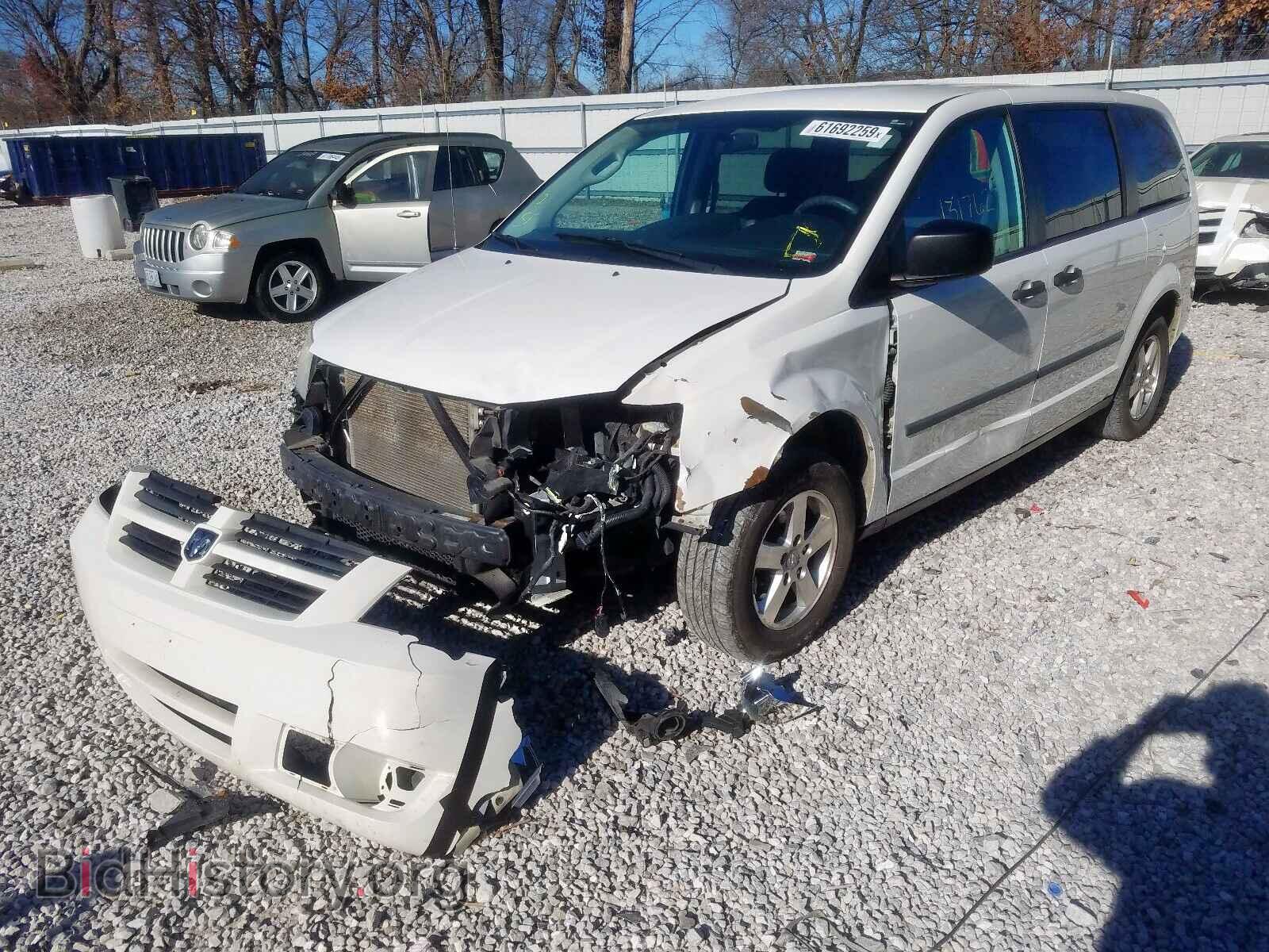 2010 DODGE CARAVAN - VIN: 2D4RN4DE8AR284073 - Фото 2