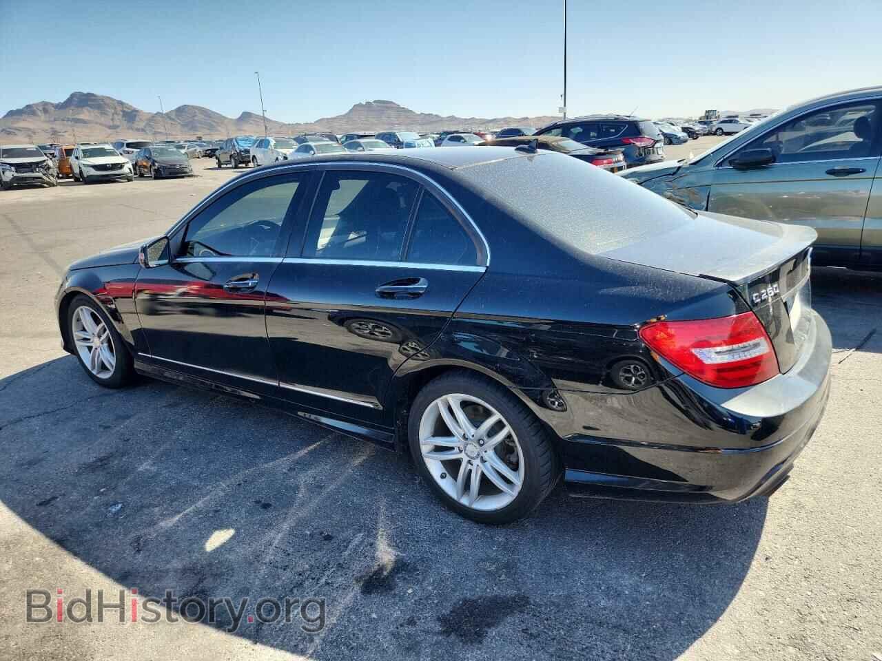 2013 MERCEDES-BENZ C-CLASS - VIN: WDDGF4HB2DR244251 - Фото 2