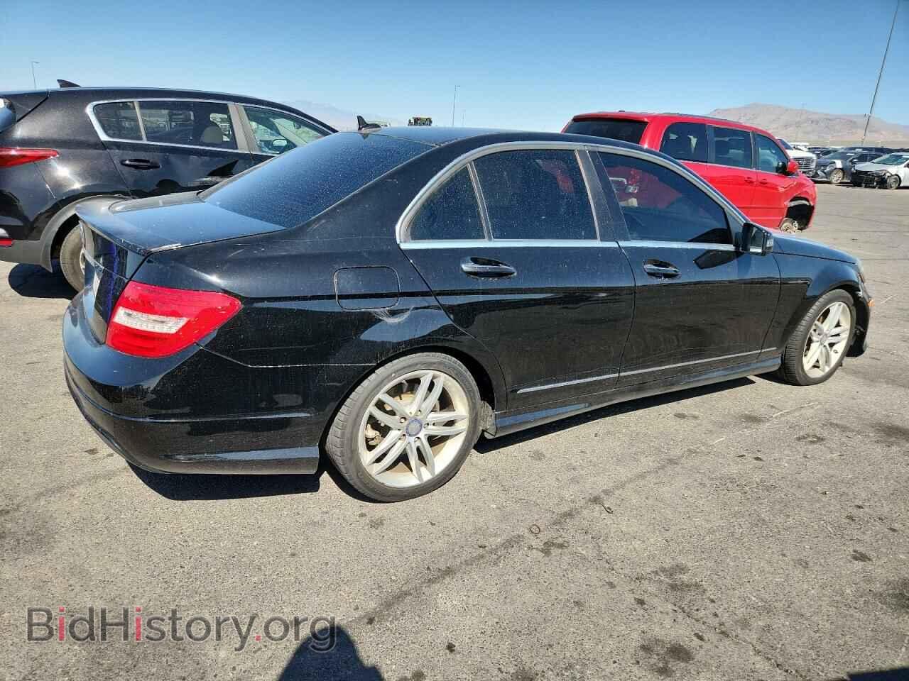 2013 MERCEDES-BENZ C-CLASS - VIN: WDDGF4HB2DR244251 - Фото 3