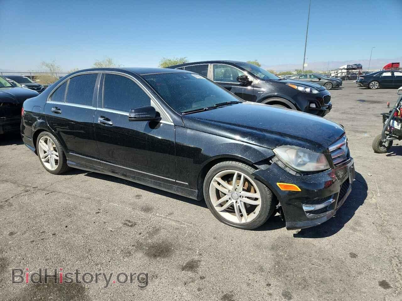 2013 MERCEDES-BENZ C-CLASS - VIN: WDDGF4HB2DR244251 - Фото 4