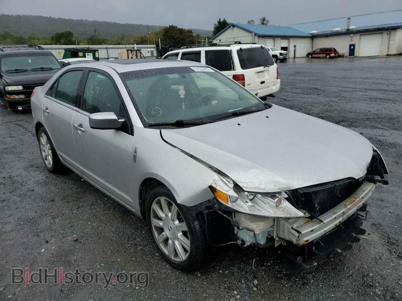 Photo 3LNHL2GC7BR773858 - LINCOLN MKZ 2011