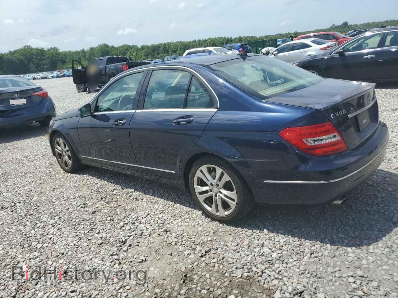 2012 MERCEDES-BENZ C-CLASS - VIN: WDDGF8BB8CA731905 - Фото 2