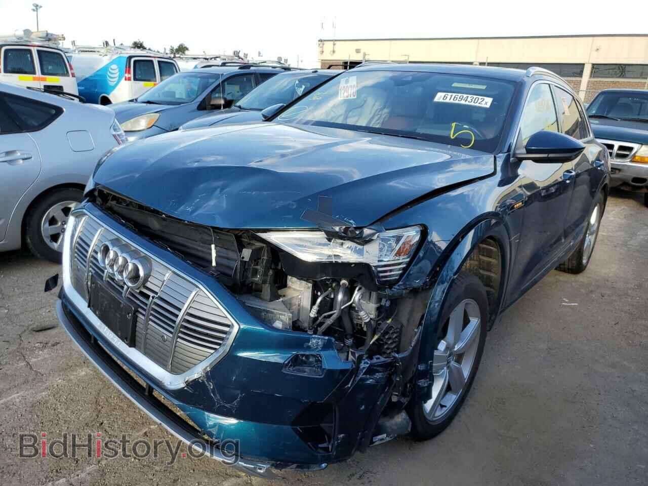2019 AUDI E-TRON - VIN: WA1VAAGE6KB012620 - Photo 2