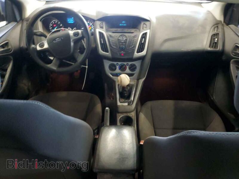 2012 Ford FOCUS (VIN 1FAHP3F27CL446860) — фото 8 из 14