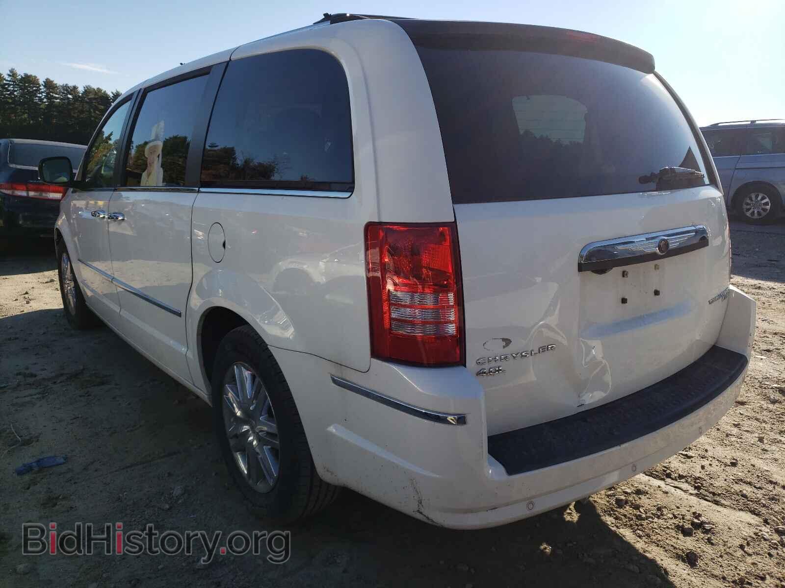 2010 CHRYSLER MINIVAN - VIN: 2A4RR6DX2AR206901 - Photo 3