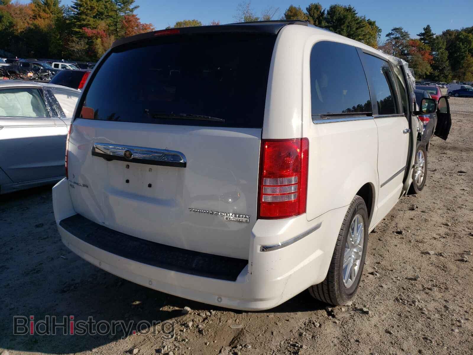 2010 CHRYSLER MINIVAN - VIN: 2A4RR6DX2AR206901 - Photo 4