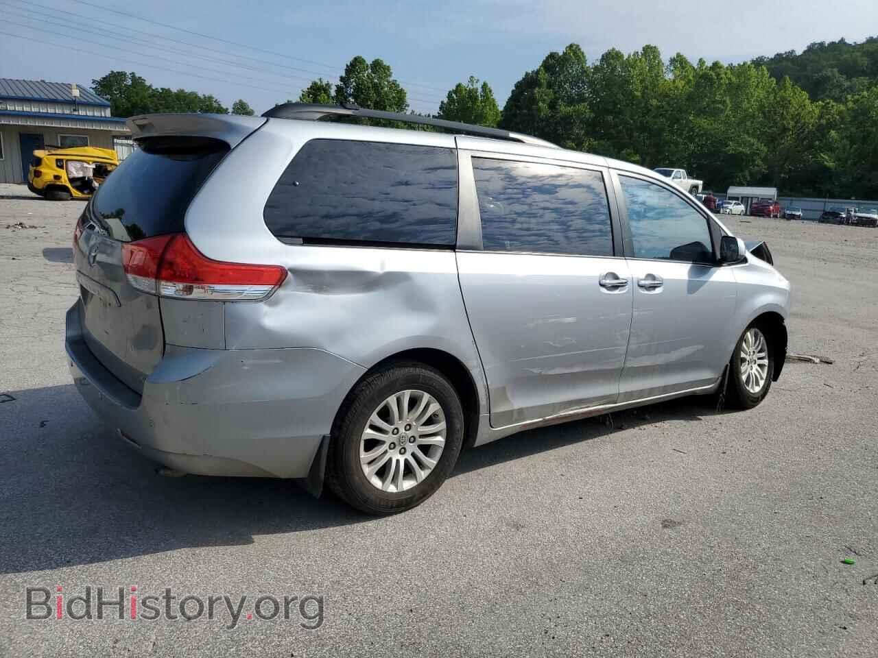 2011 TOYOTA All Models - VIN: 5TDYK3DC4BS111749 - Фото 3