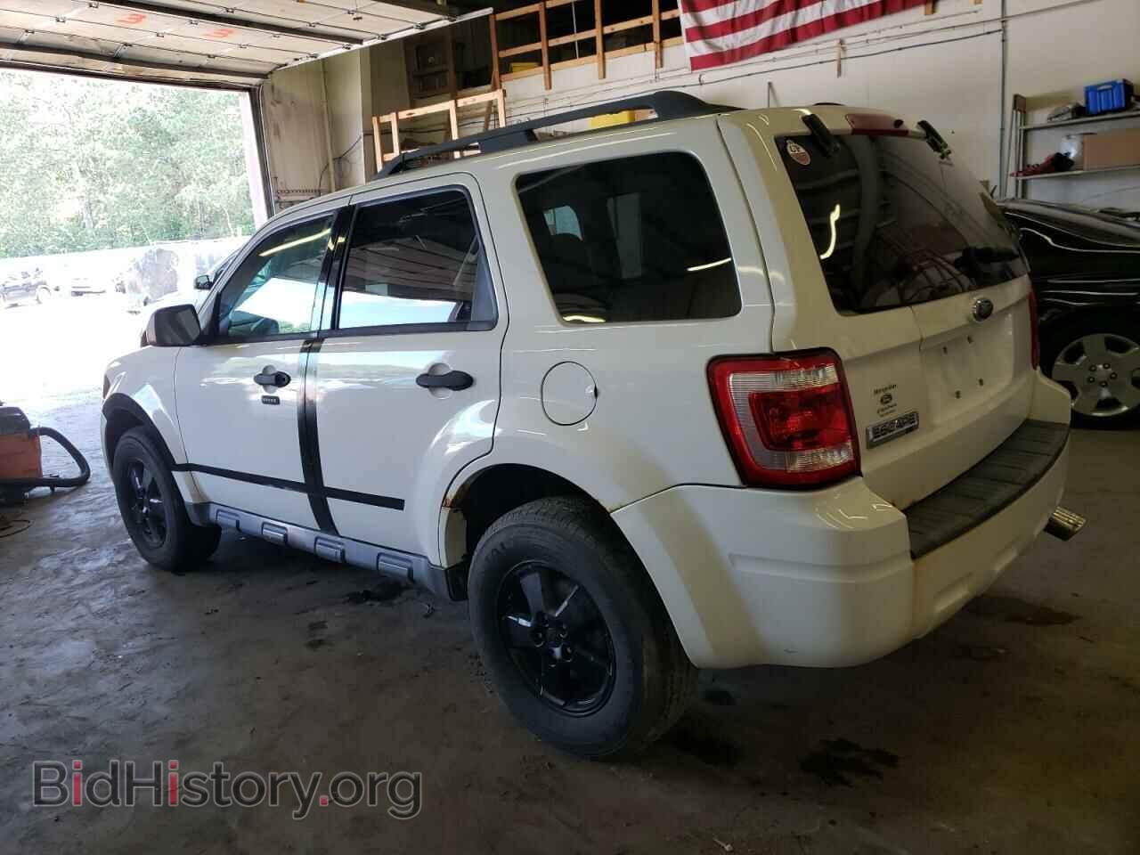 2009 FORD ESCAPE - VIN: 1FMCU03G19KA35962 - Фото 2