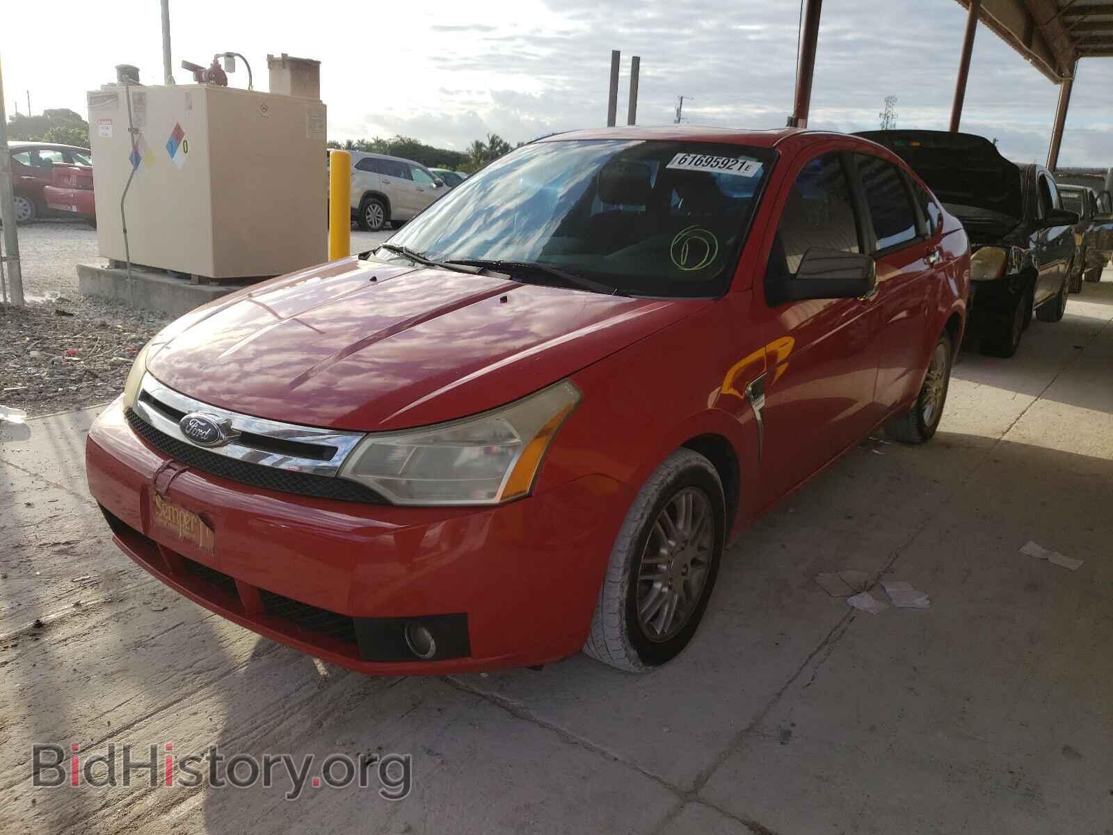 2008 FORD FOCUS - VIN: 1FAHP35N88W182307 - Фото 2