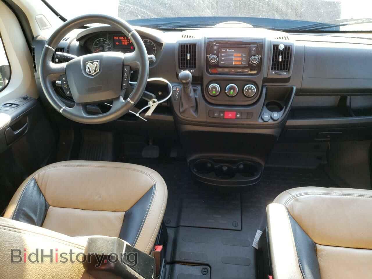 2017 RAM All Models - VIN: 3C6TRVAG0HE516090 - Фото 8