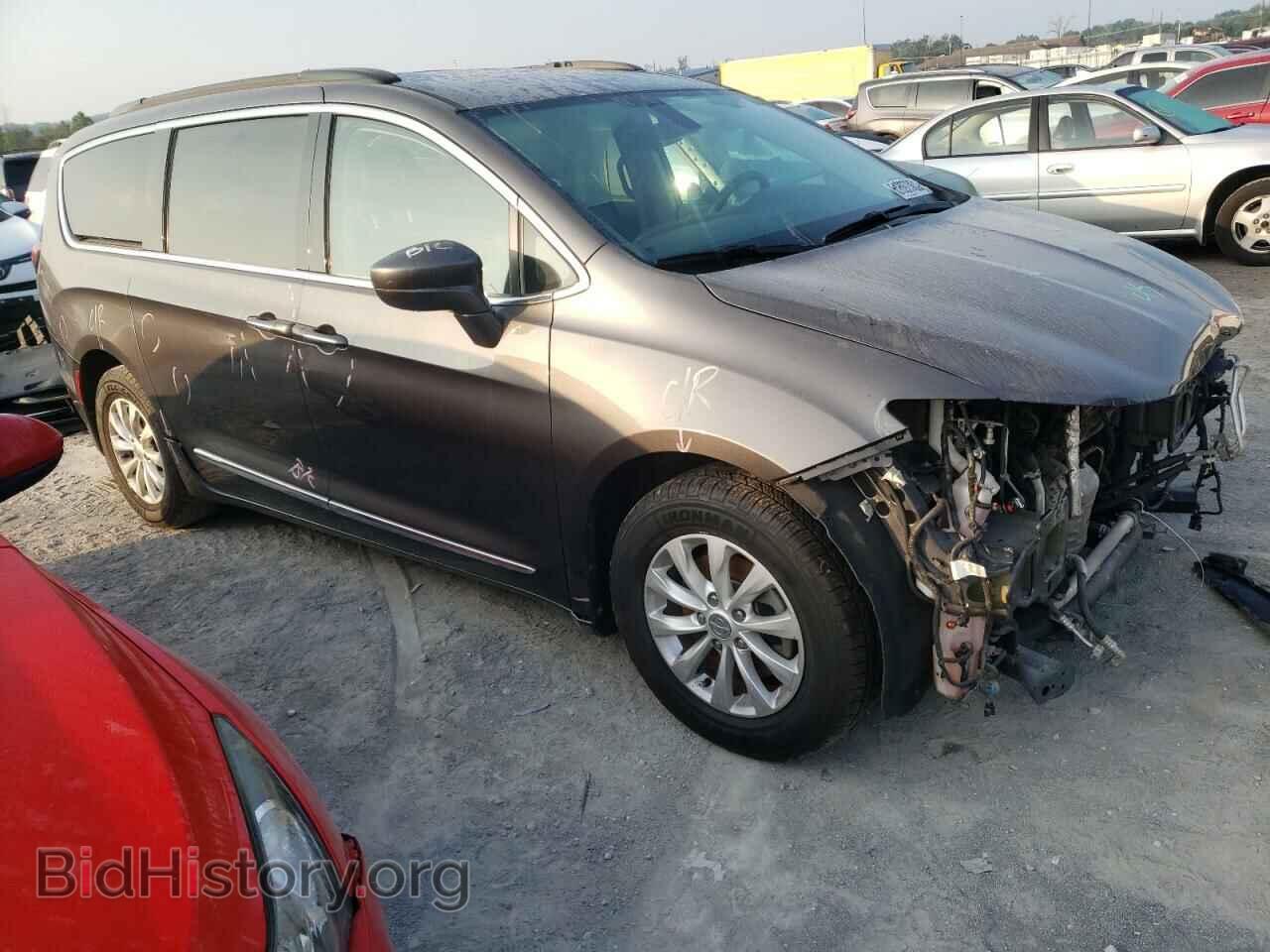 2017 CHRYSLER PACIFICA - VIN: 2C4RC1BGXHR613730 - Фото 4