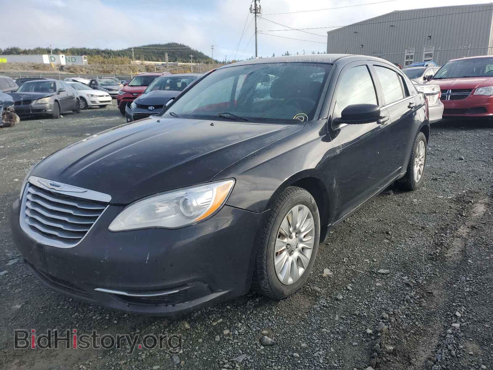 2014 CHRYSLER 200 - VIN: 1C3CCBABXEN229820 - Фото 2