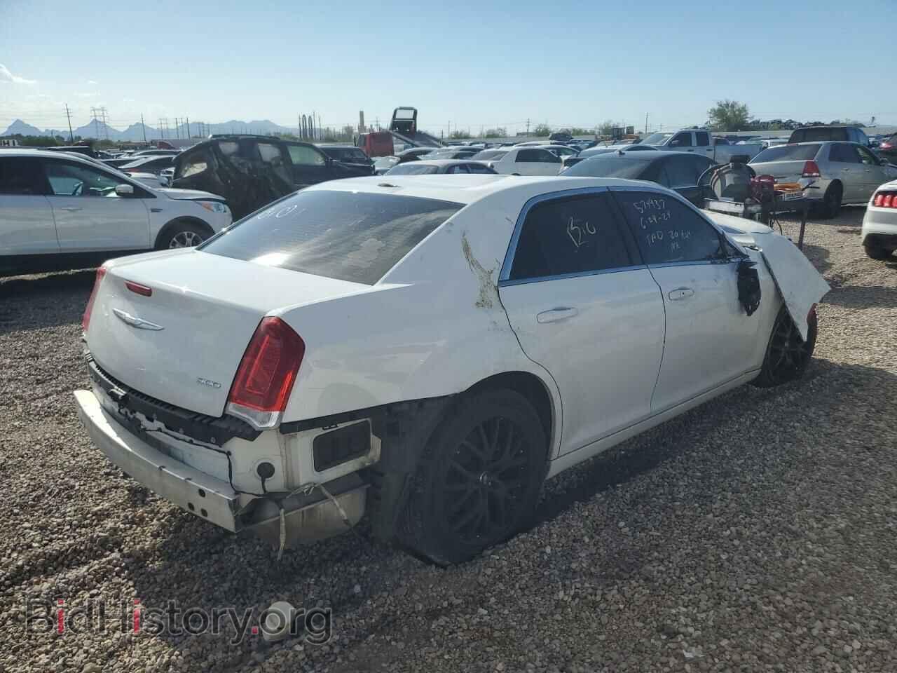 2015 CHRYSLER 300 - VIN: 2C3CCAAG5FH931012 - Фото 3