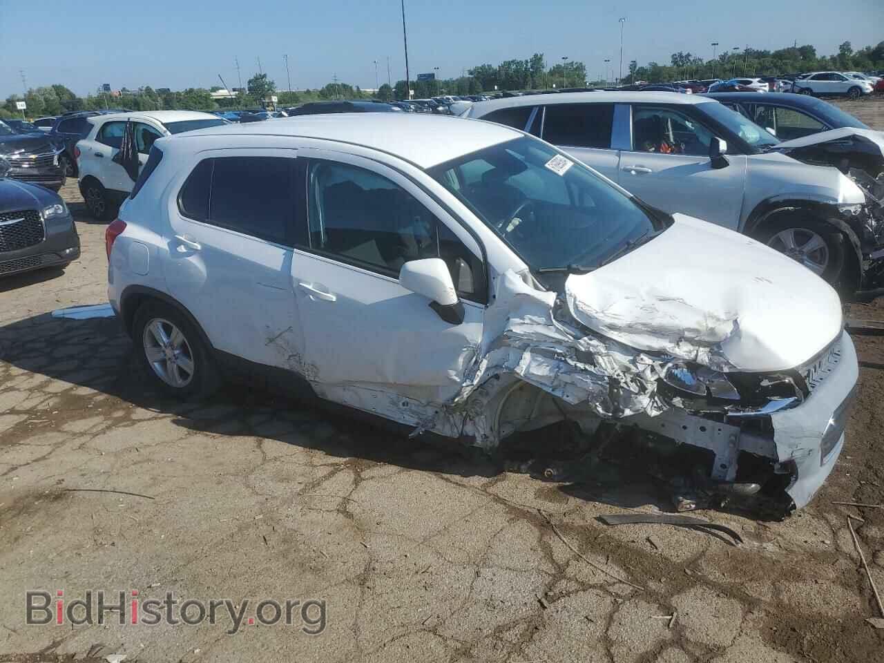 2020 CHEVROLET TRAX - VIN: 3GNCJKSB1LL108209 - Фото 4
