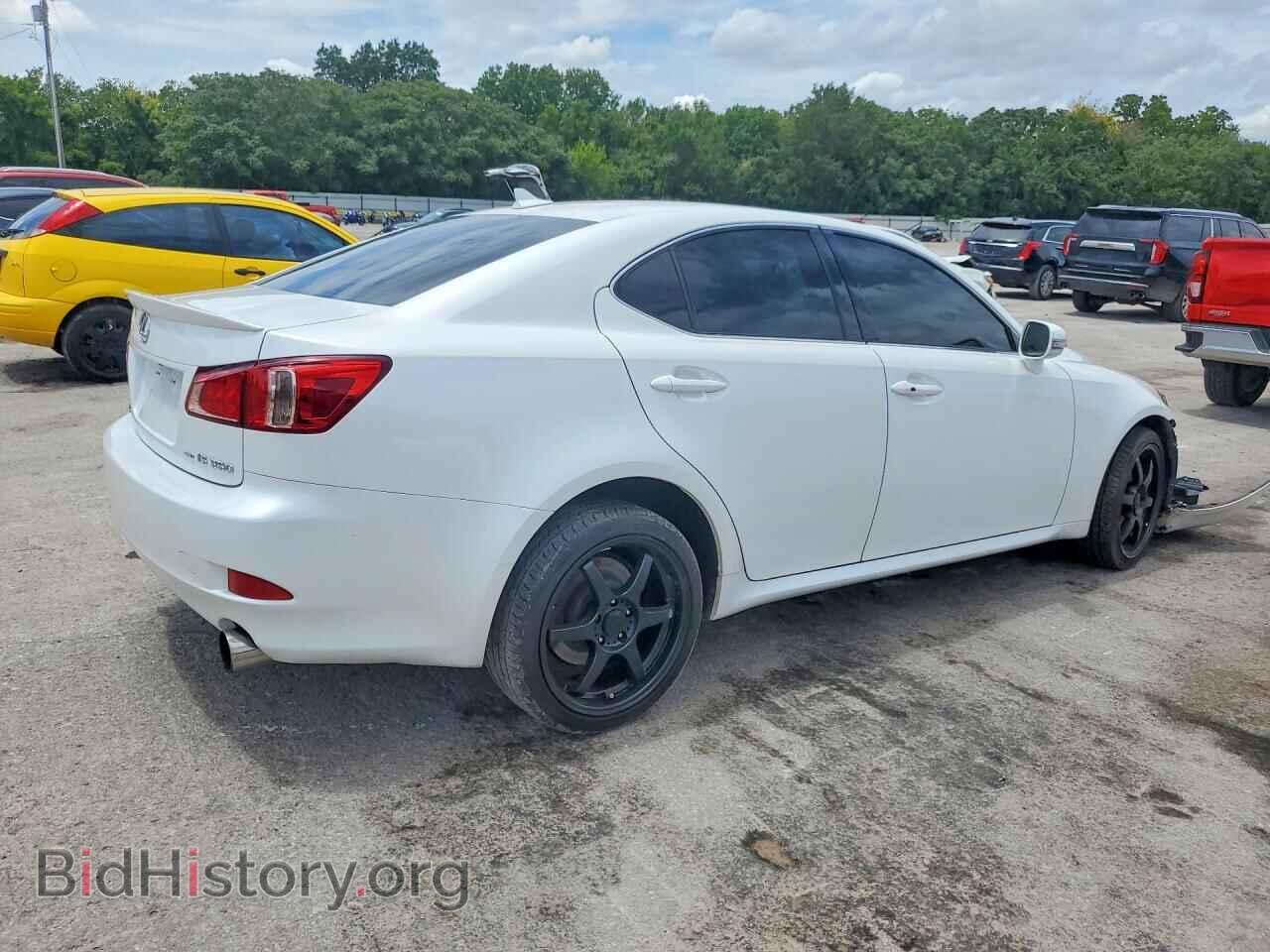 2011 LEXUS IS - VIN: JTHCE5C20B5000464 - Фото 3