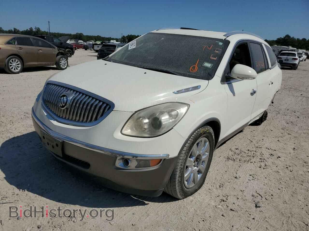 2011 BUICK ENCLAVE - VIN: 5GAKRBED9BJ175271 - Фото 2