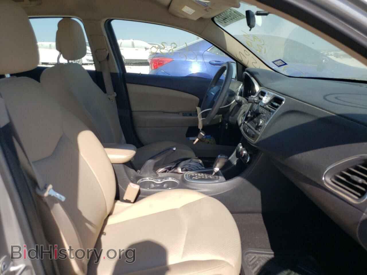 2014 CHRYSLER 200 - VIN: 1C3CCBAB8EN195120 - Фото 5