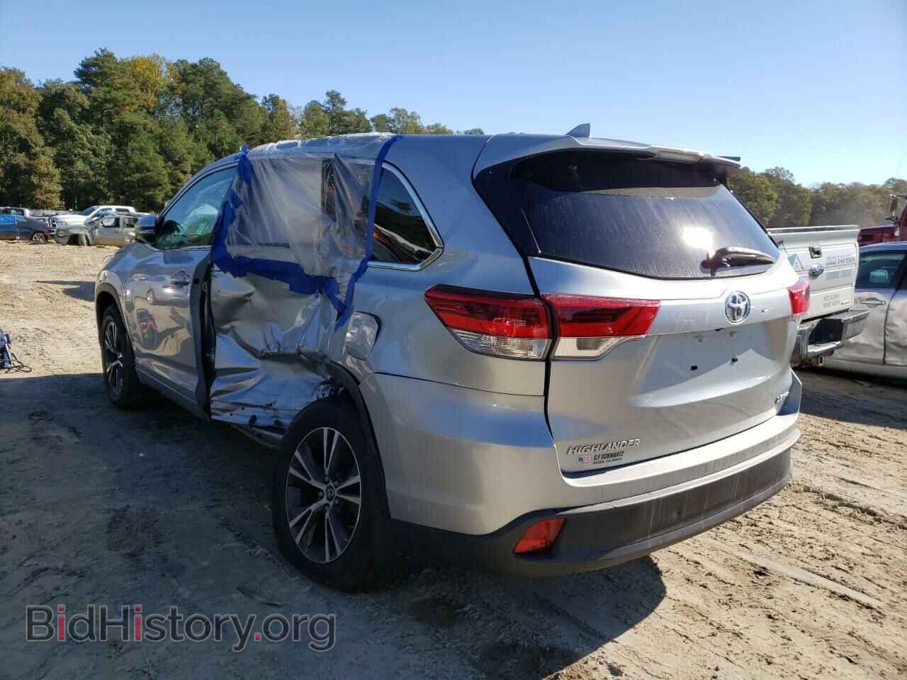 2018 TOYOTA HIGHLANDER - VIN: 5TDBZRFH0JS836728 - Фото 3