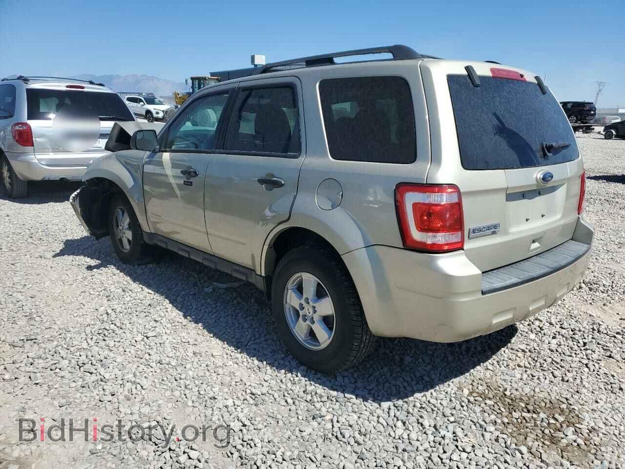 2010 FORD ESCAPE - VIN: 1FMCU9D79AKC90835 - Фото 2